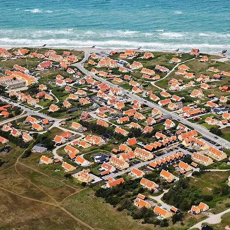 6 Person In Skagen-by Traum